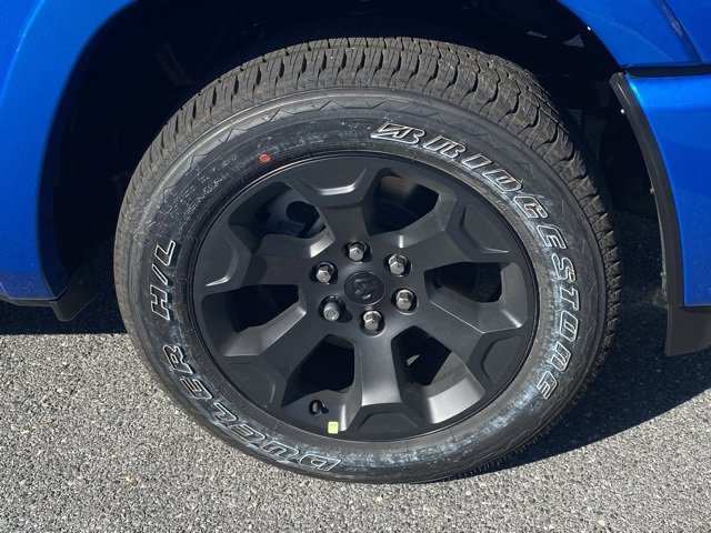 New 2026 RAM 1500 4x4 Crew Cab image 11