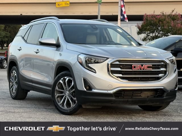 Used 2020 GMC Terrain SLT w/ Preferred Package FWD image 2