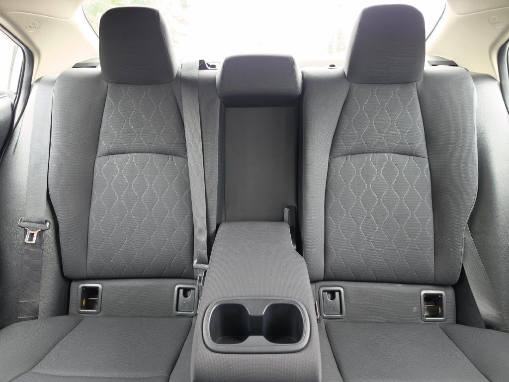 Used 2020 Toyota Corolla LE FWD image 23