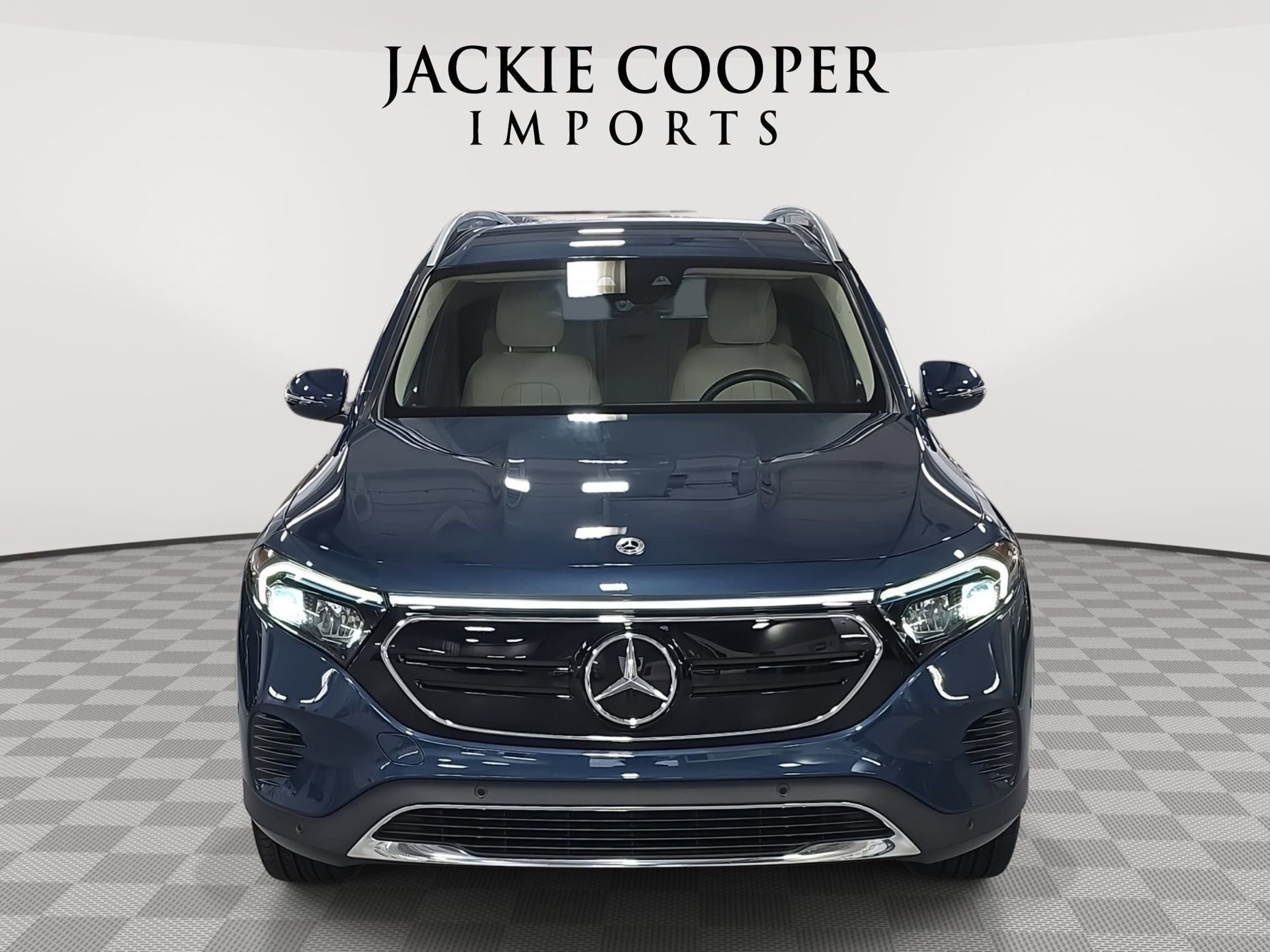 Certified 2023 Mercedes-Benz EQB 250+ image 2