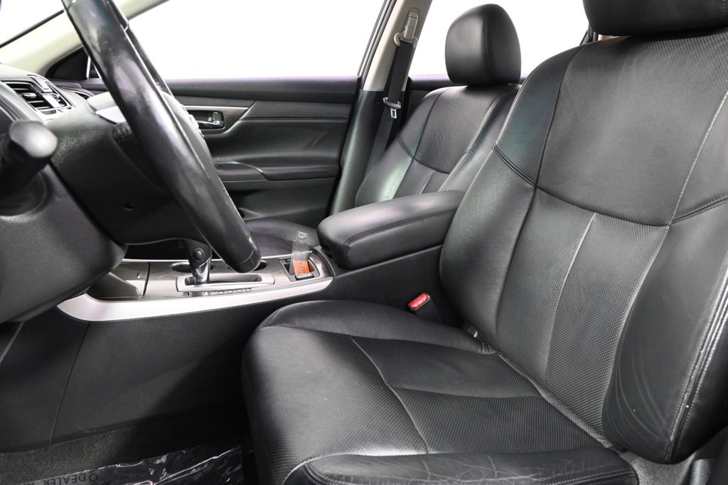 Used 2014 Nissan Altima 2.5 SL w/ Moonroof Package image 13
