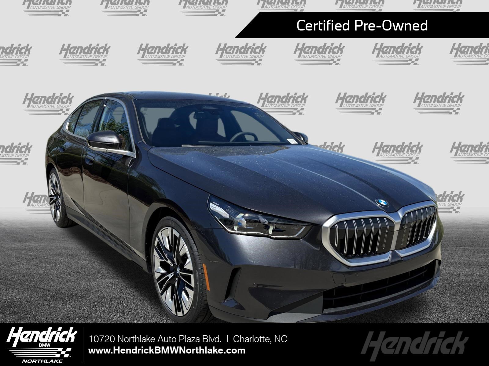 Certified 2025 BMW 530i image 1