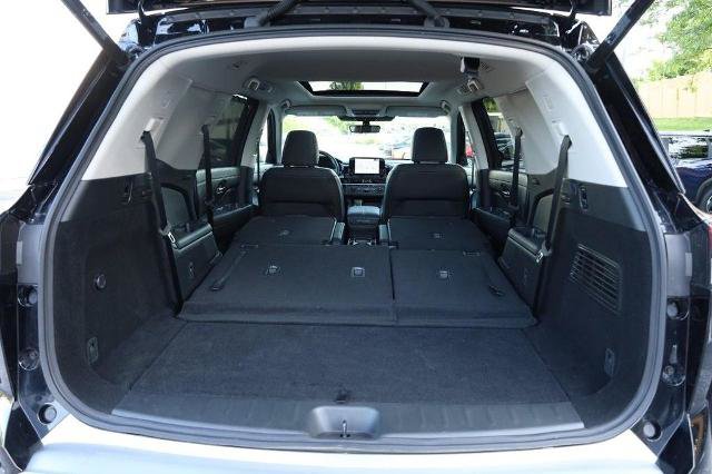 Certified 2025 Nissan Pathfinder SL w/ SL Premium Package AWD/4WD image 9
