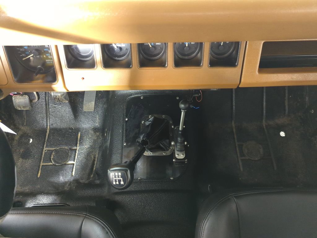 Used 1995 Jeep Wrangler S image 15