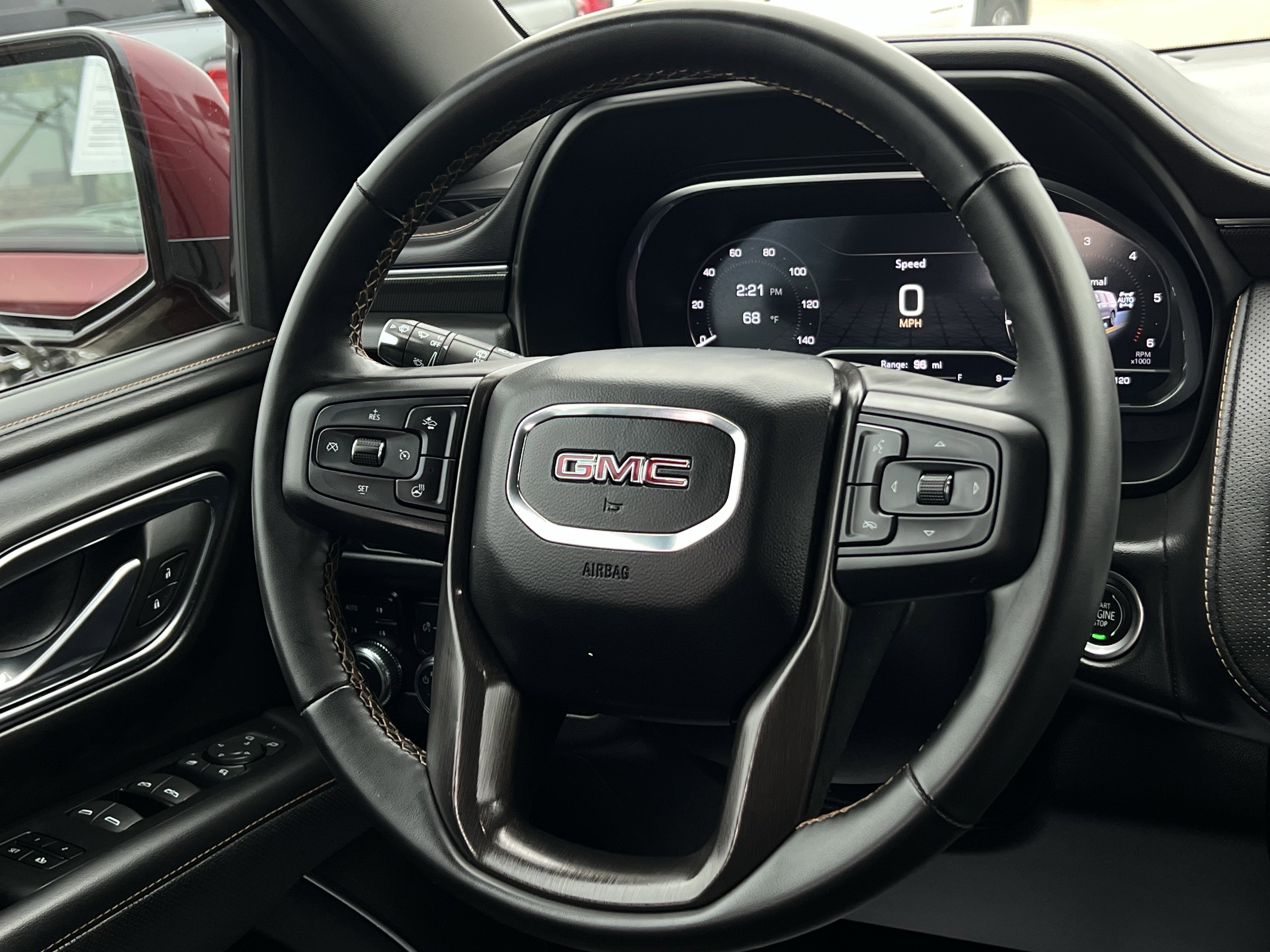 Used 2023 GMC Yukon AT4 image 11