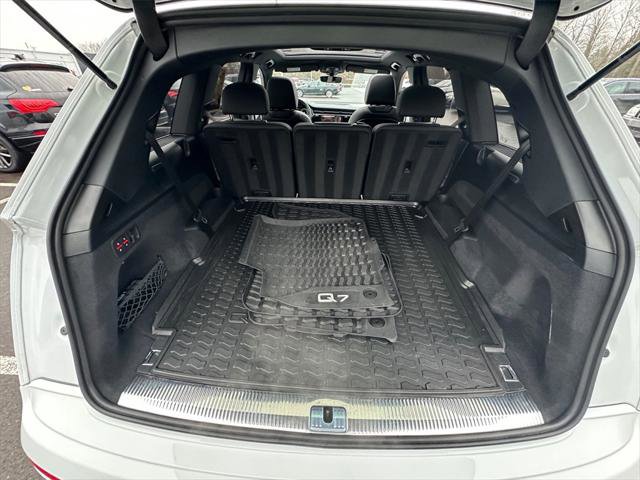 Certified 2025 Audi Q7 3.0T Premium Plus image 30