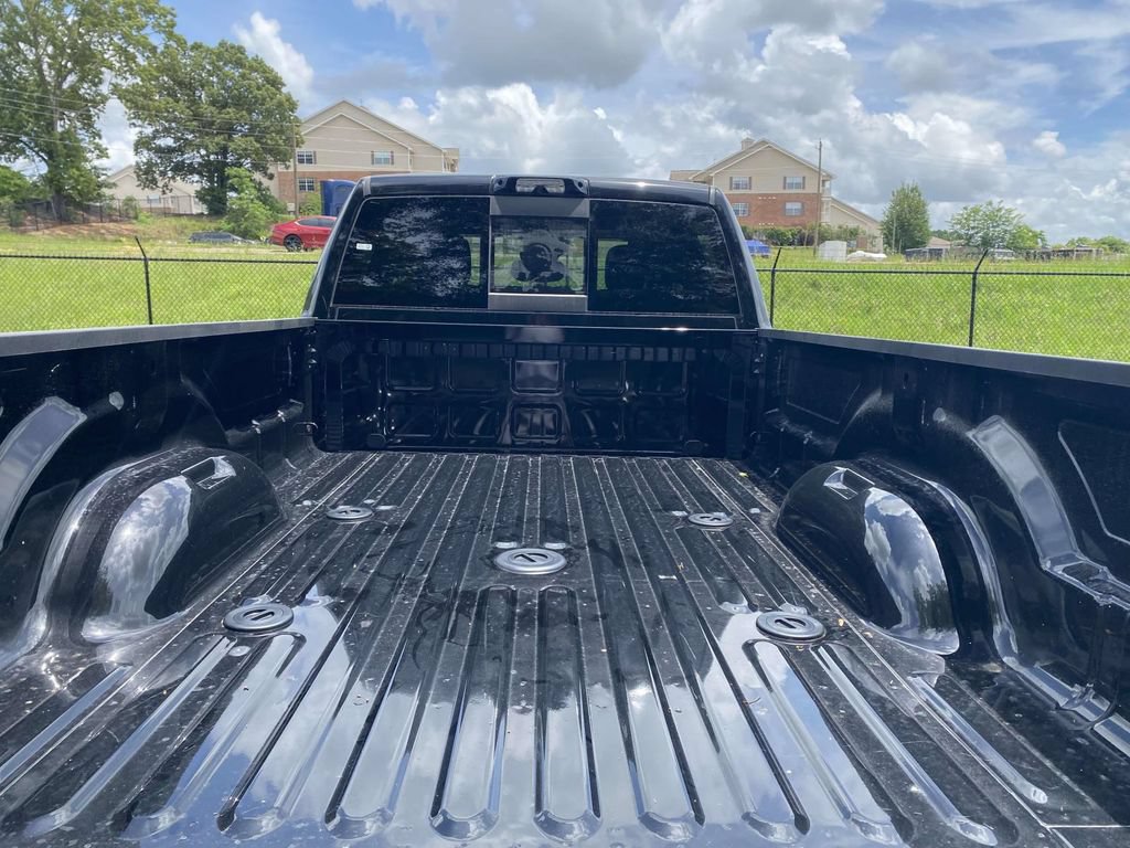 New 2026 RAM 3500 Tradesman AWD/4WD image 9