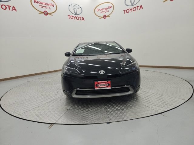 Used 2023 Toyota Prius XLE FWD image 4