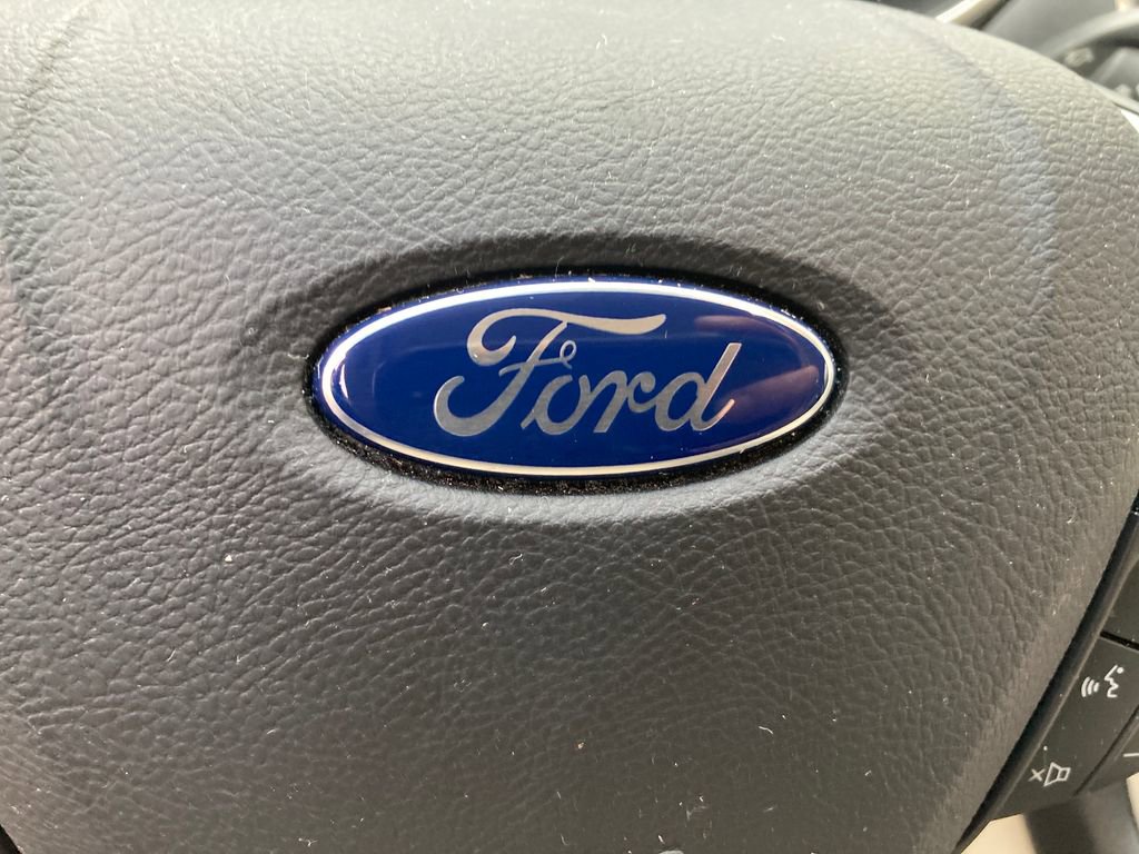 Used 2017 Ford Edge Titanium w/ Technology Package image 26