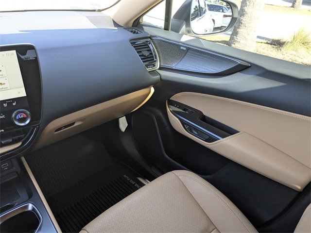 Used 2025 Lexus NX 300h AWD w/ Luxury Package image 18