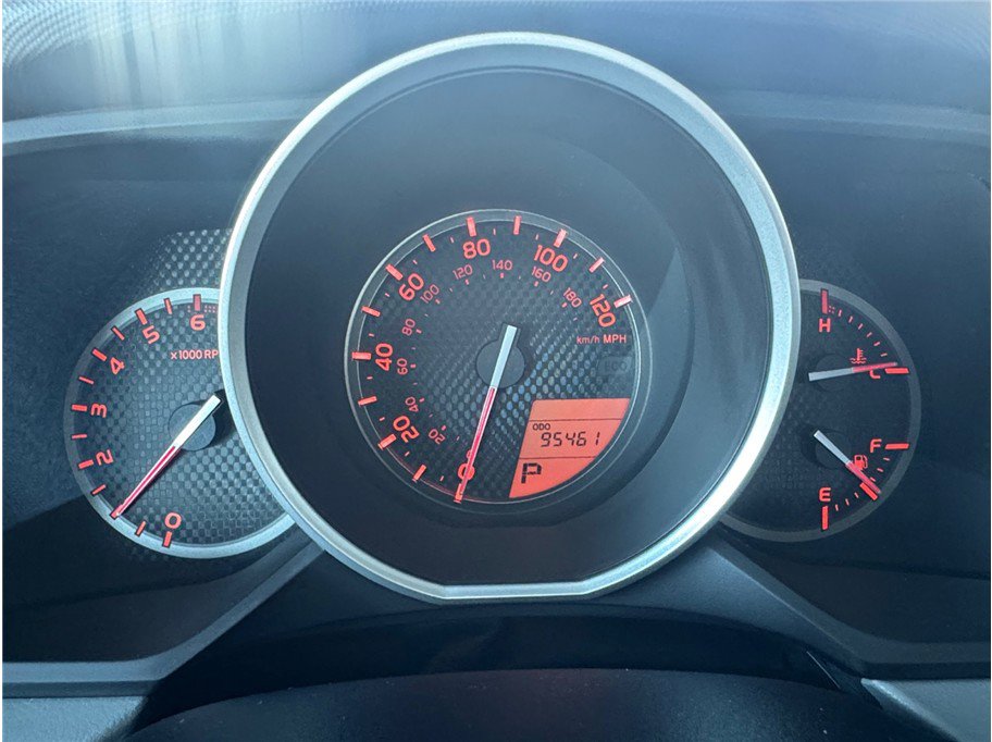 Used 2011 Toyota 4Runner SR5 w/ Convenience Pkg image 17