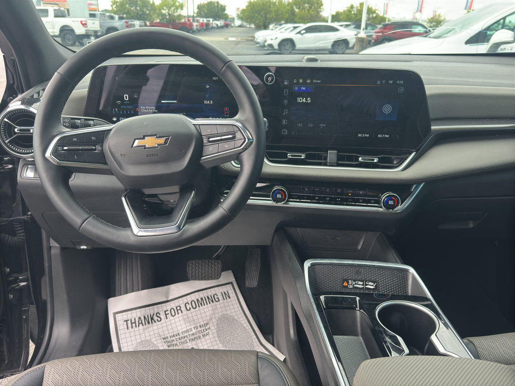 Used 2025 Chevrolet Equinox LT w/ Convenience Package II image 16