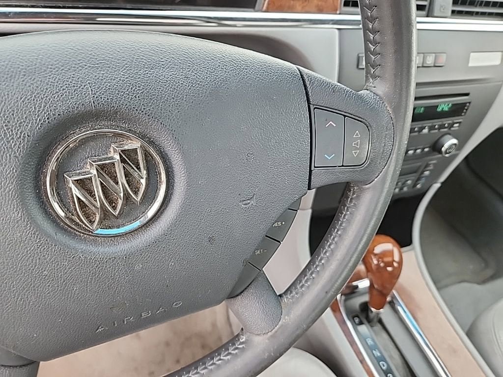 Used 2006 Buick LaCrosse CXS FWD image 12