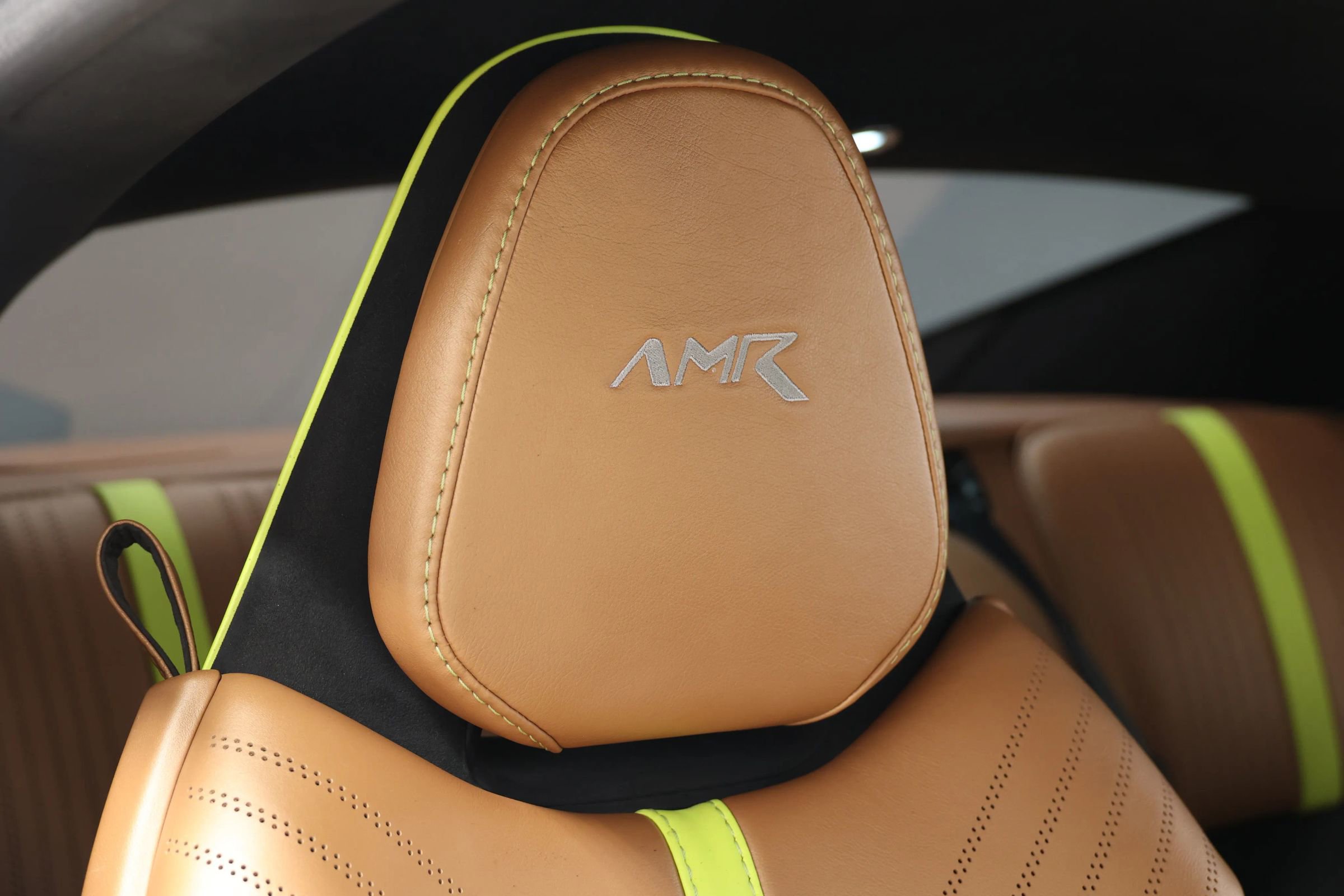 Used 2020 Aston Martin DB11 AMR image 71