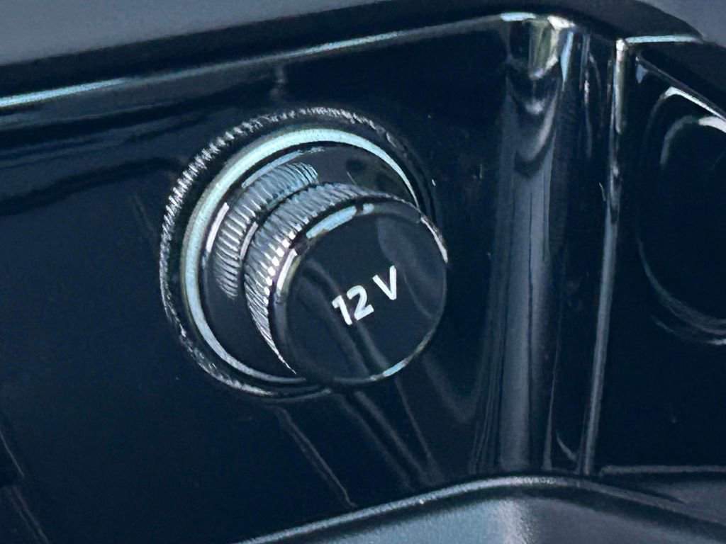 Used 2025 Audi SQ5 Premium Plus w/ Premium Plus Package image 27