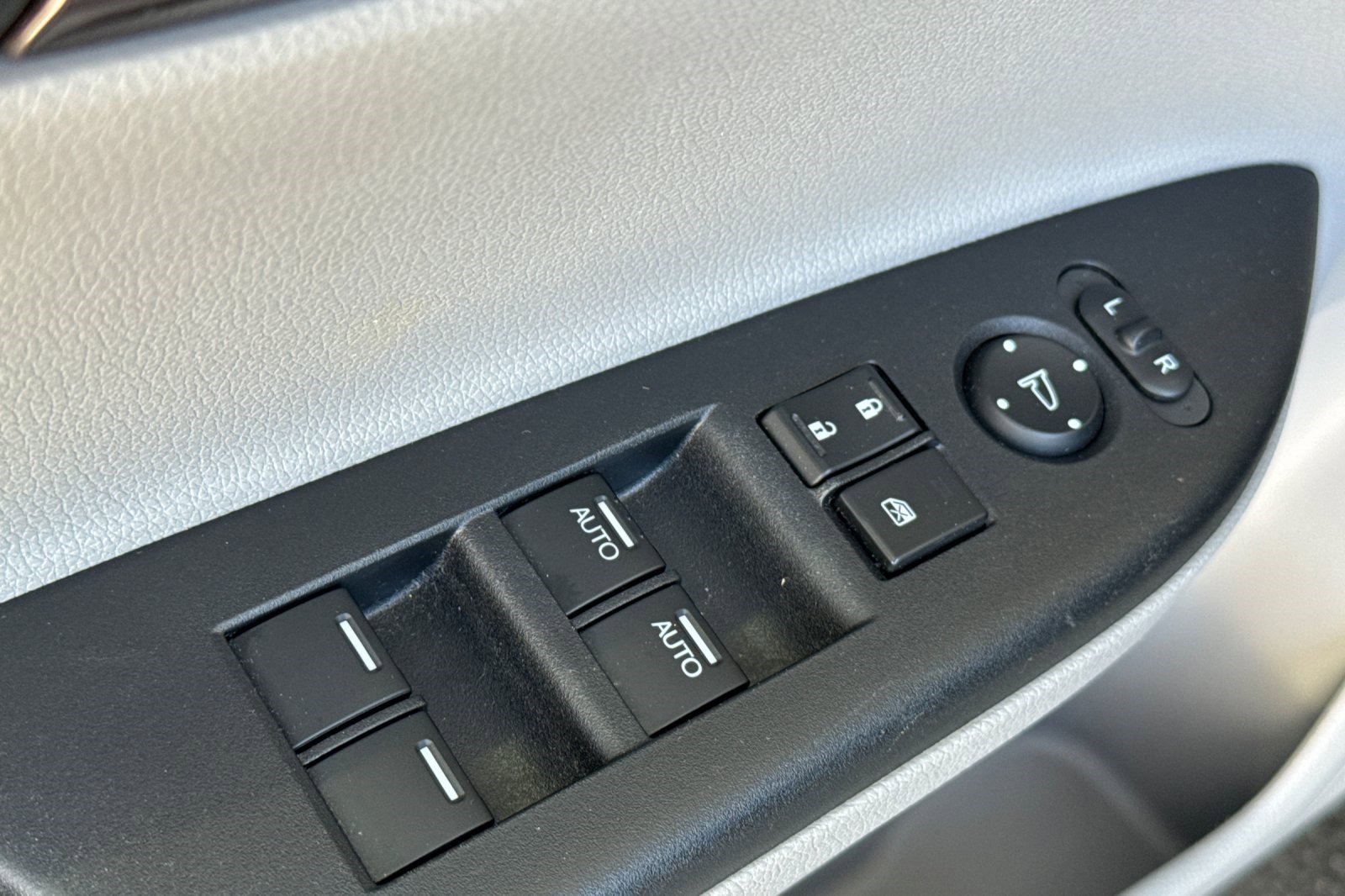 Used 2016 Honda Accord EX-L image 13