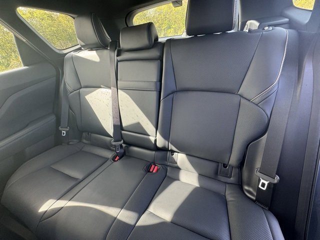 New 2025 Toyota Crown Signia image 13