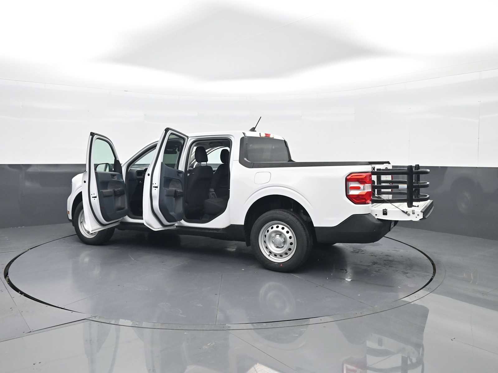 Used 2023 Ford Maverick XL image 45