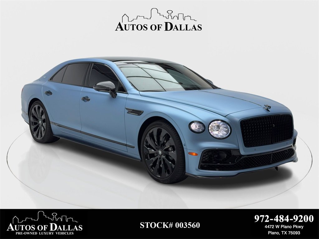 Used 2022 Bentley Flying Spur W12 image 1