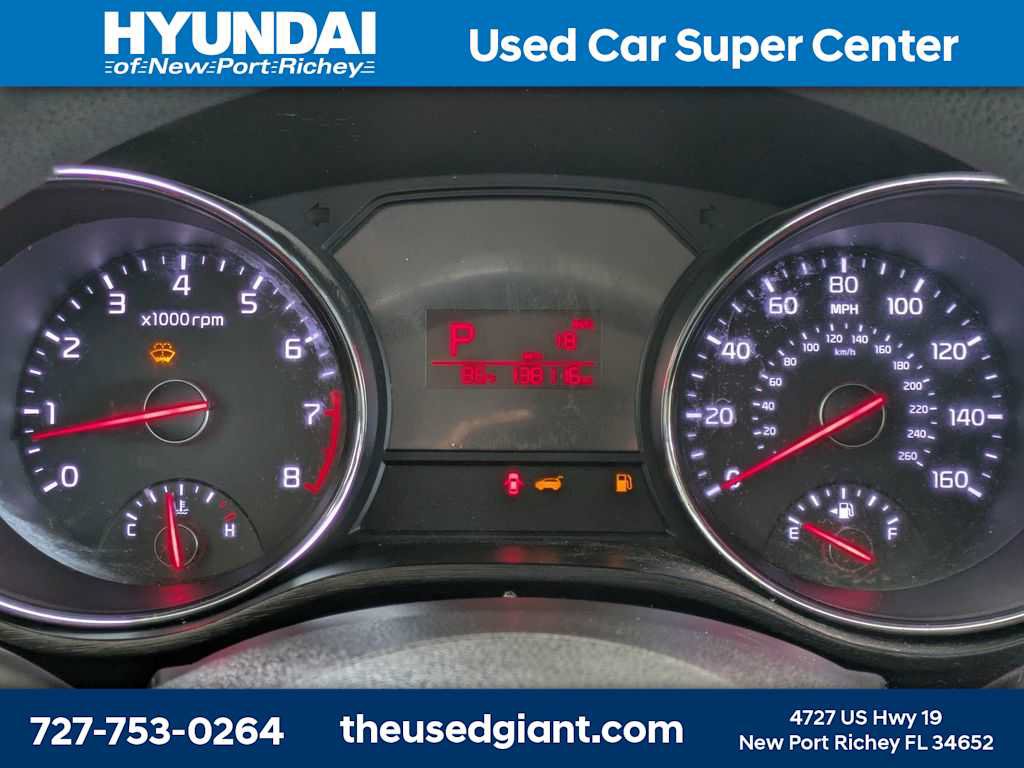 Used 2016 Kia Sedona LX w/ LX Convenience Package FWD image 35
