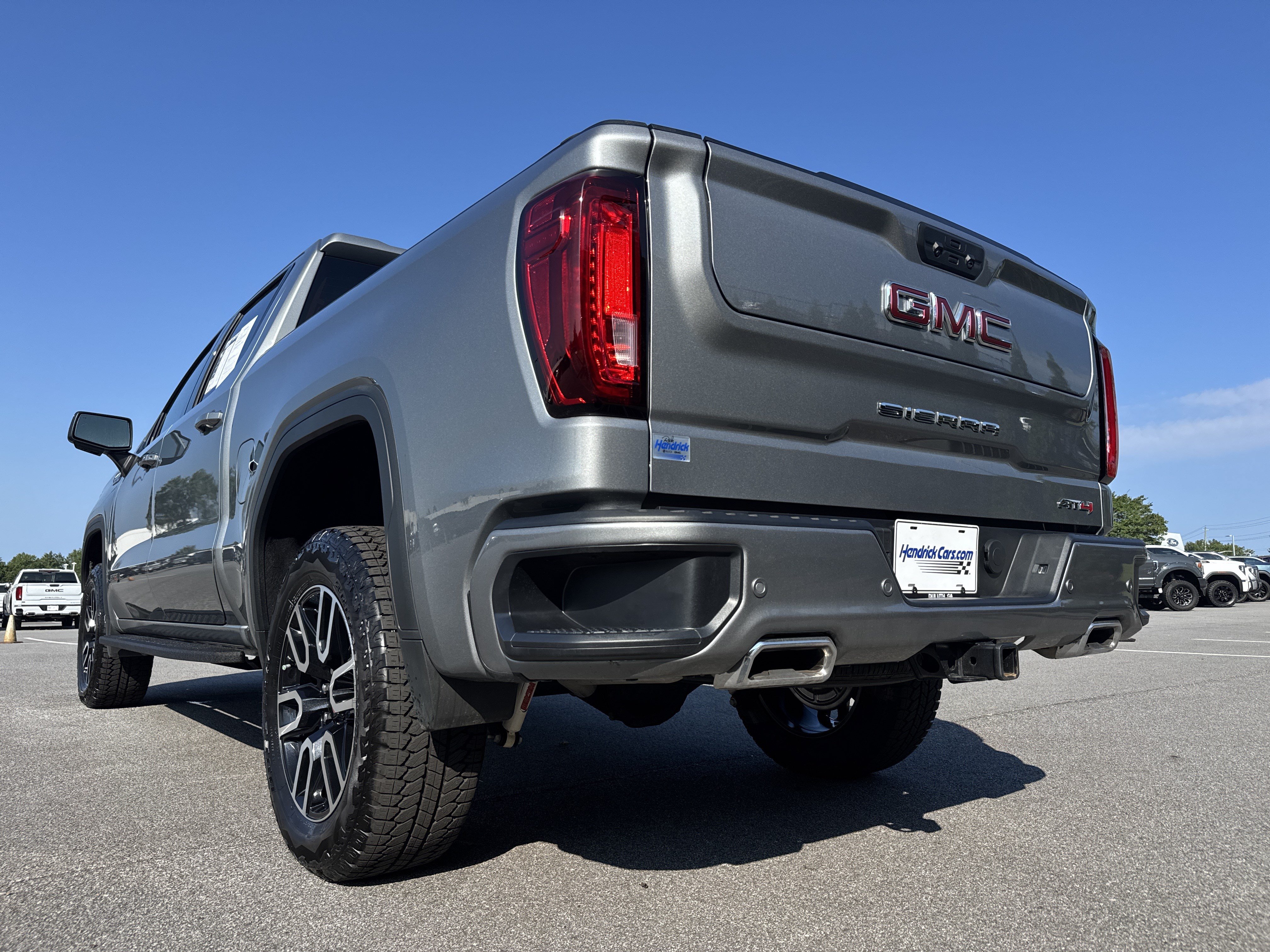 Used 2026 GMC Sierra 1500 AT4 w/ AT4 Premium Package AWD/4WD image 7