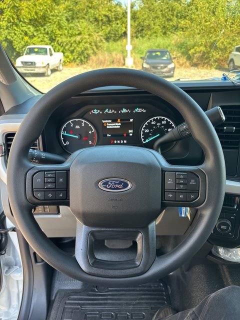New 2026 Ford F550 4x4 Crew Cab image 19