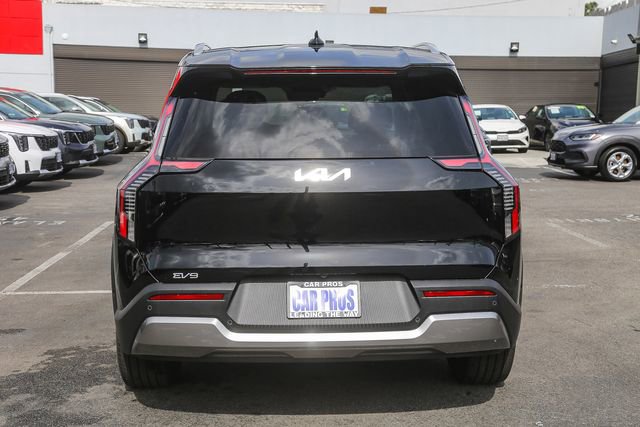 New 2026 Kia EV9 Wind AWD/4WD image 16