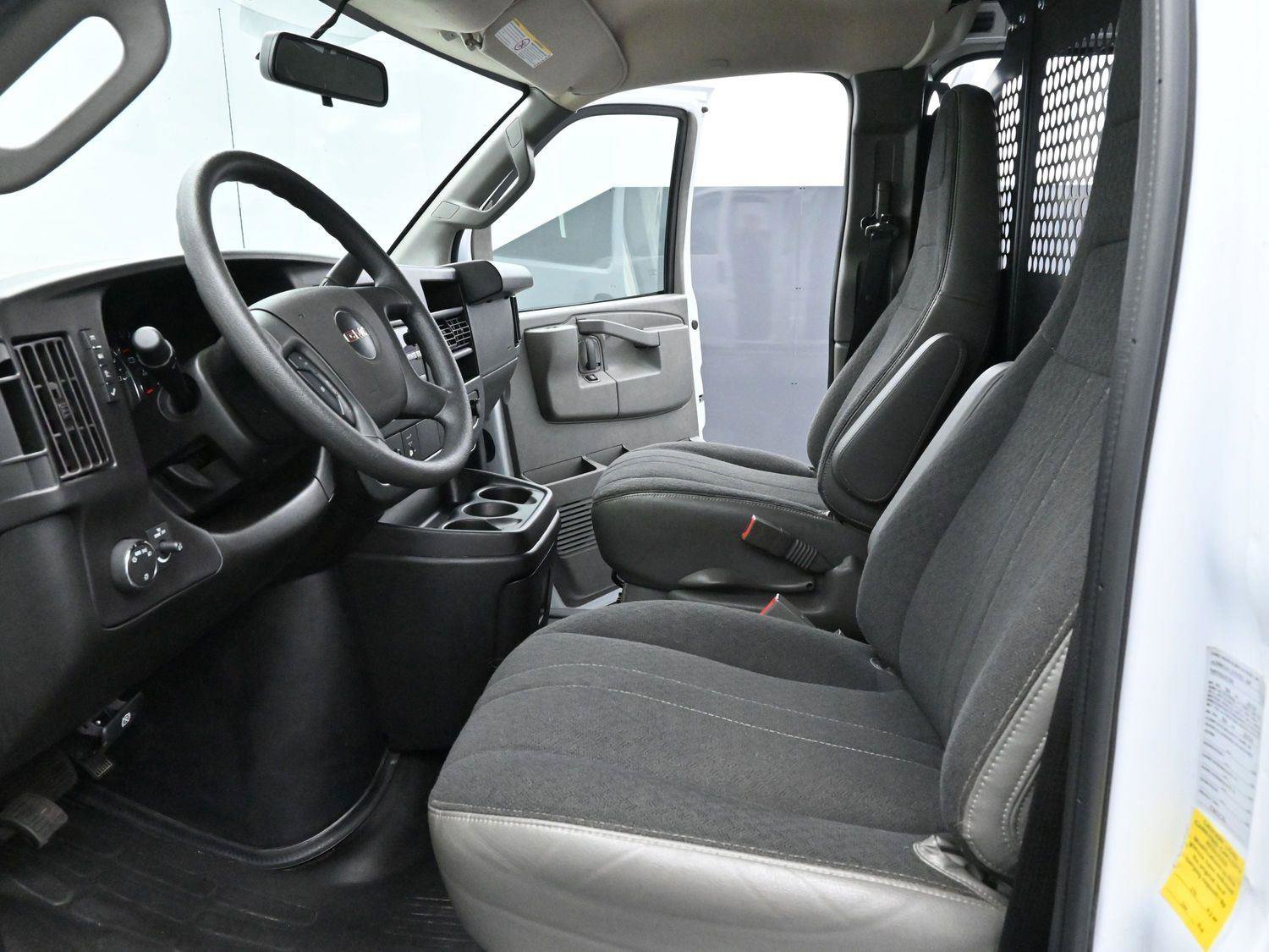 Used 2024 GMC Savana 2500 w/ Driver Convenience Package image 14