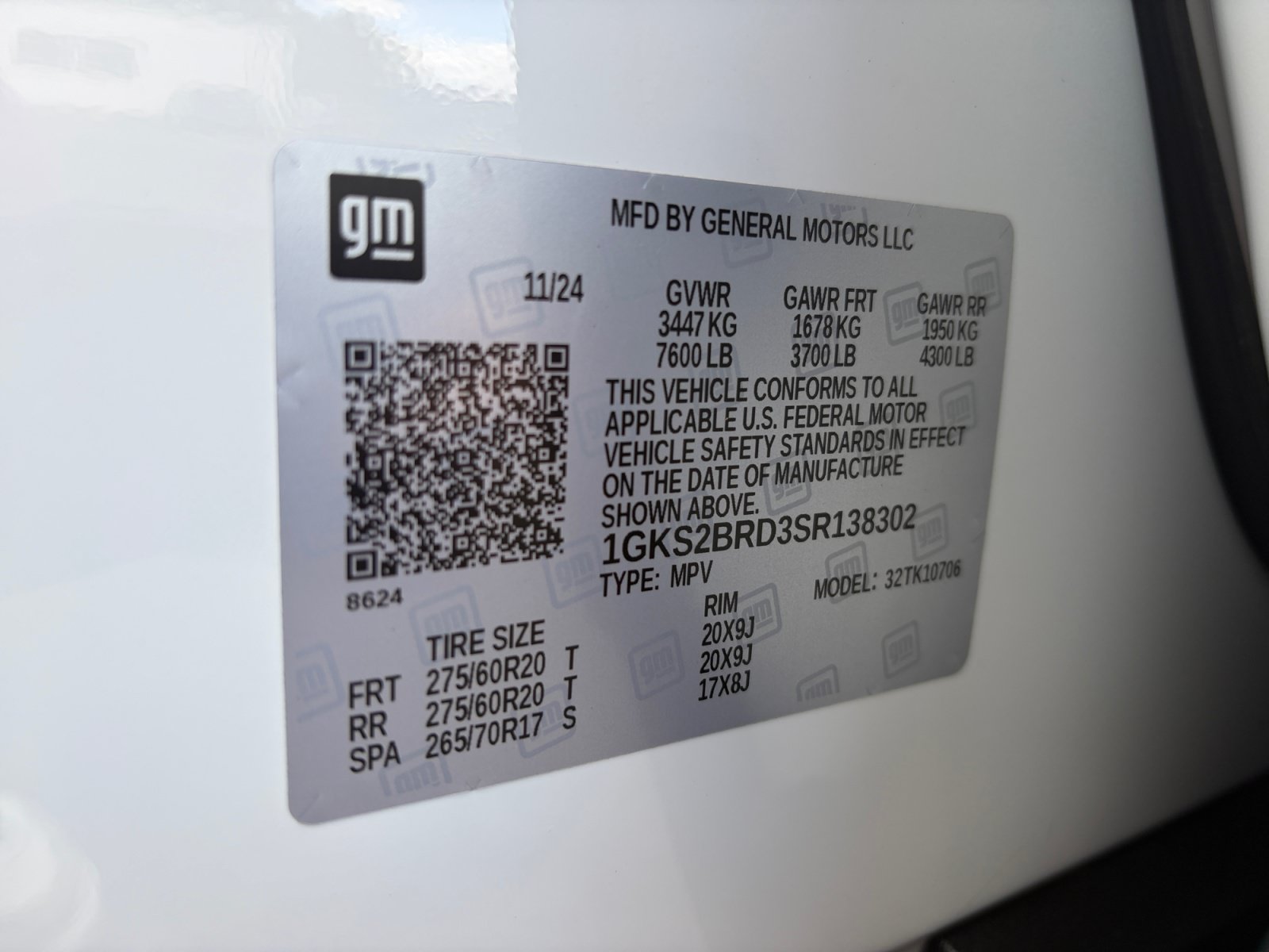 Used 2025 GMC Yukon Elevation AWD/4WD image 25