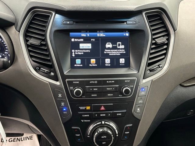 Used 2017 Hyundai Santa Fe SE FWD image 21