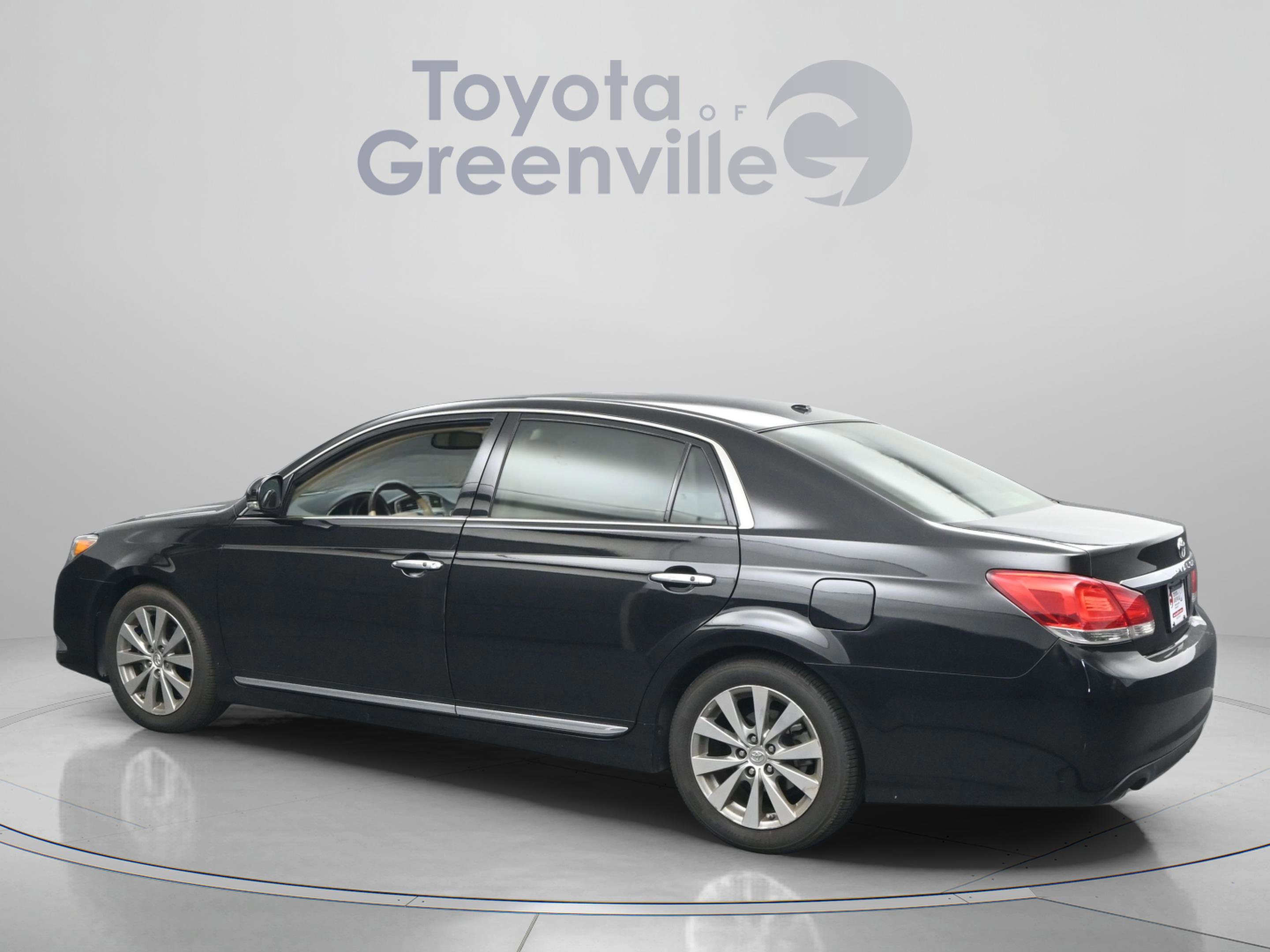 Used 2011 Toyota Avalon Limited FWD image 6