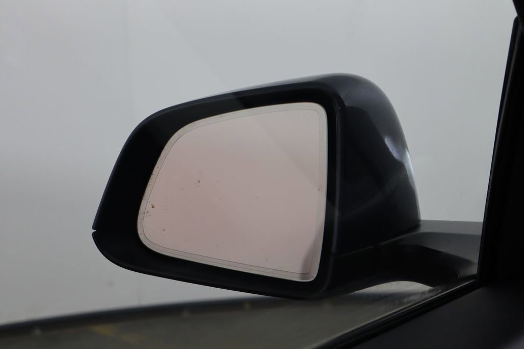 Used 2023 Tesla Model Y Performance AWD/4WD image 41