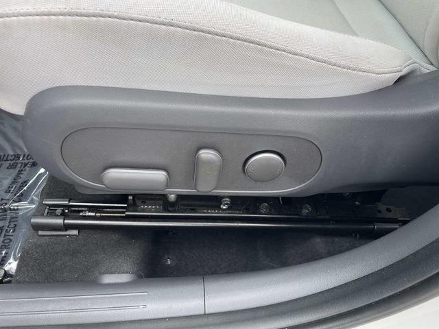 Certified 2024 Hyundai Kona SEL w/ Convenience Package AWD/4WD image 17
