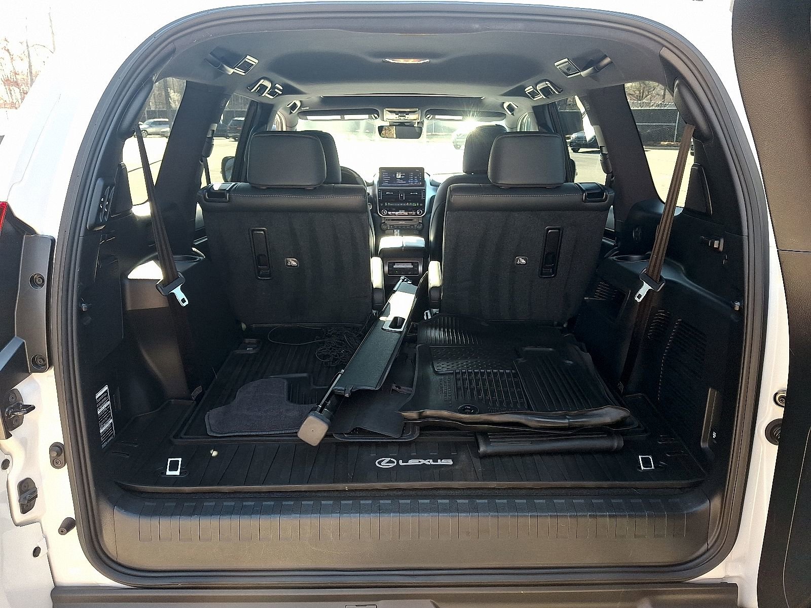 Used 2022 Lexus GX 460 Luxury w/ Sport Design Package image 30