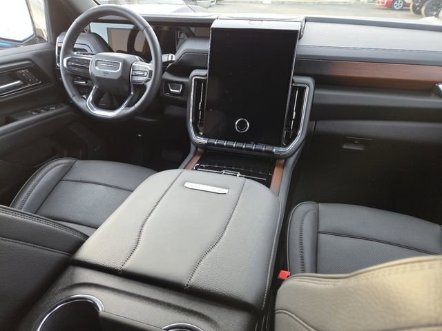 Used 2025 GMC Yukon Denali image 33