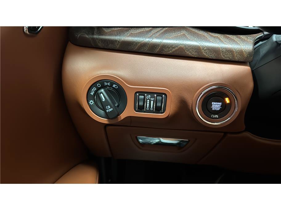 Used 2021 Maserati Quattroporte S RWD image 43