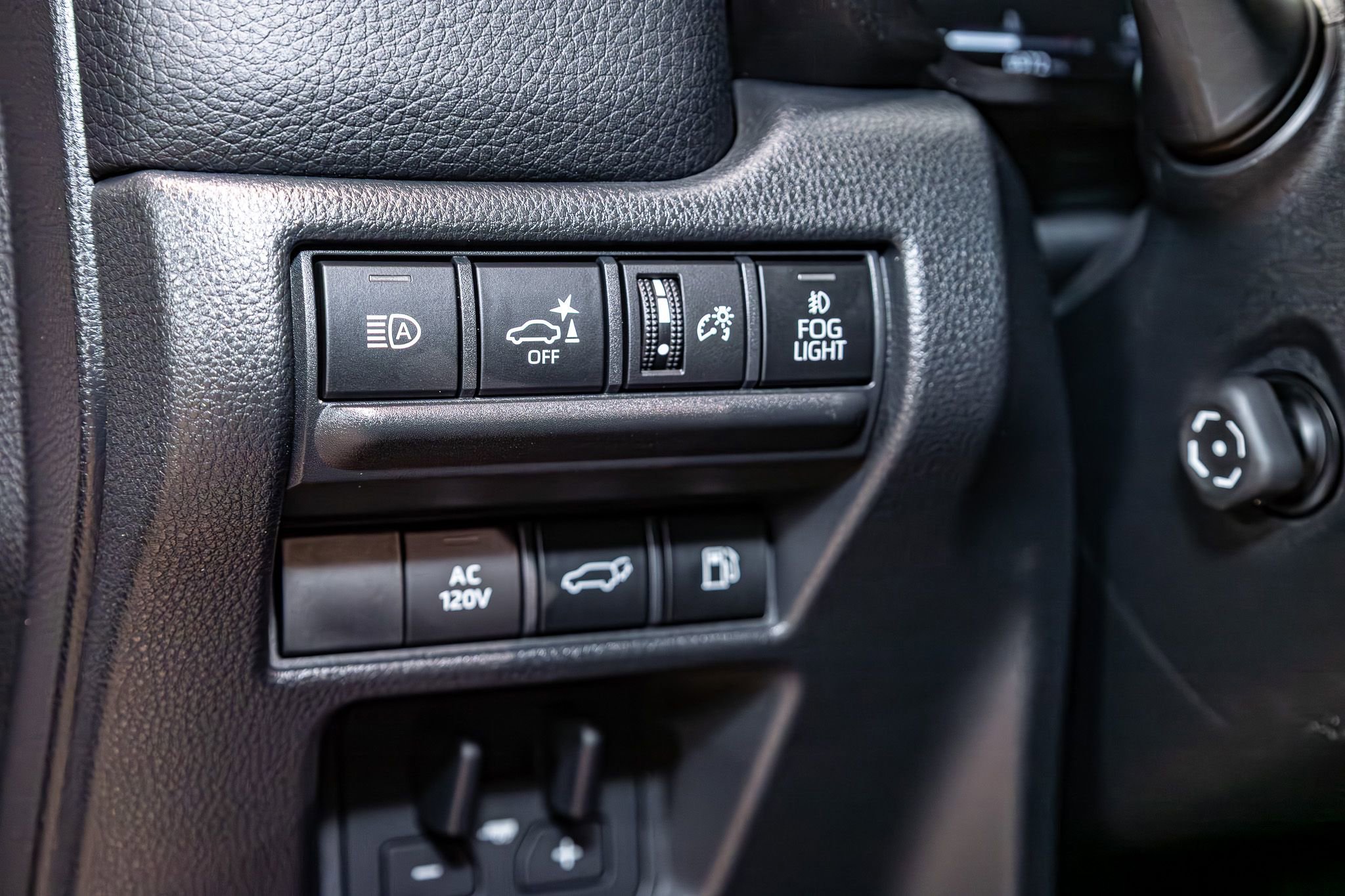 Used 2026 Toyota Land Cruiser image 17