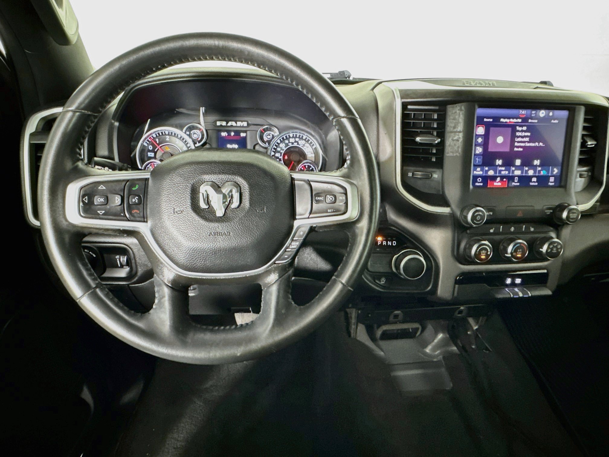 Used 2023 RAM 1500 Big Horn RWD image 10