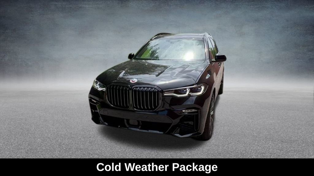 Used 2022 BMW X7 M50i image 9