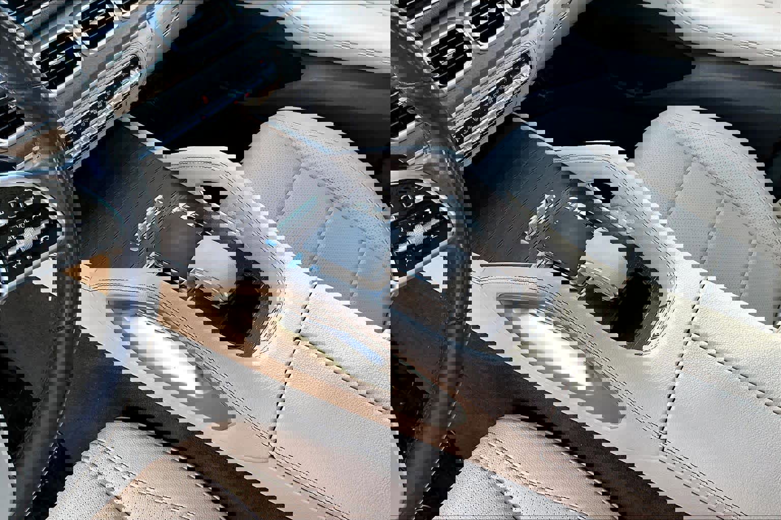 Used 2020 Mercedes-Benz GLE 350 4MATIC image 15