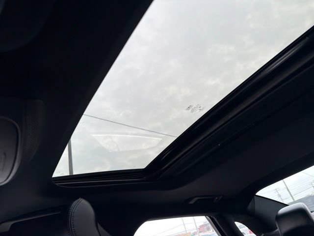 Used 2019 Lincoln MKZ Reserve image 25