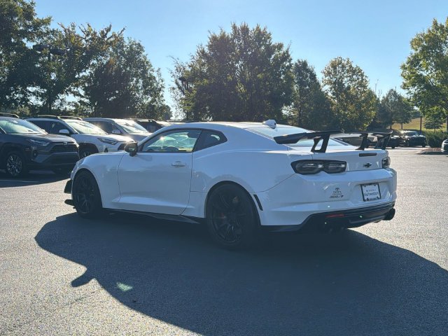 Used 2021 Chevrolet Camaro ZL1 RWD image 6