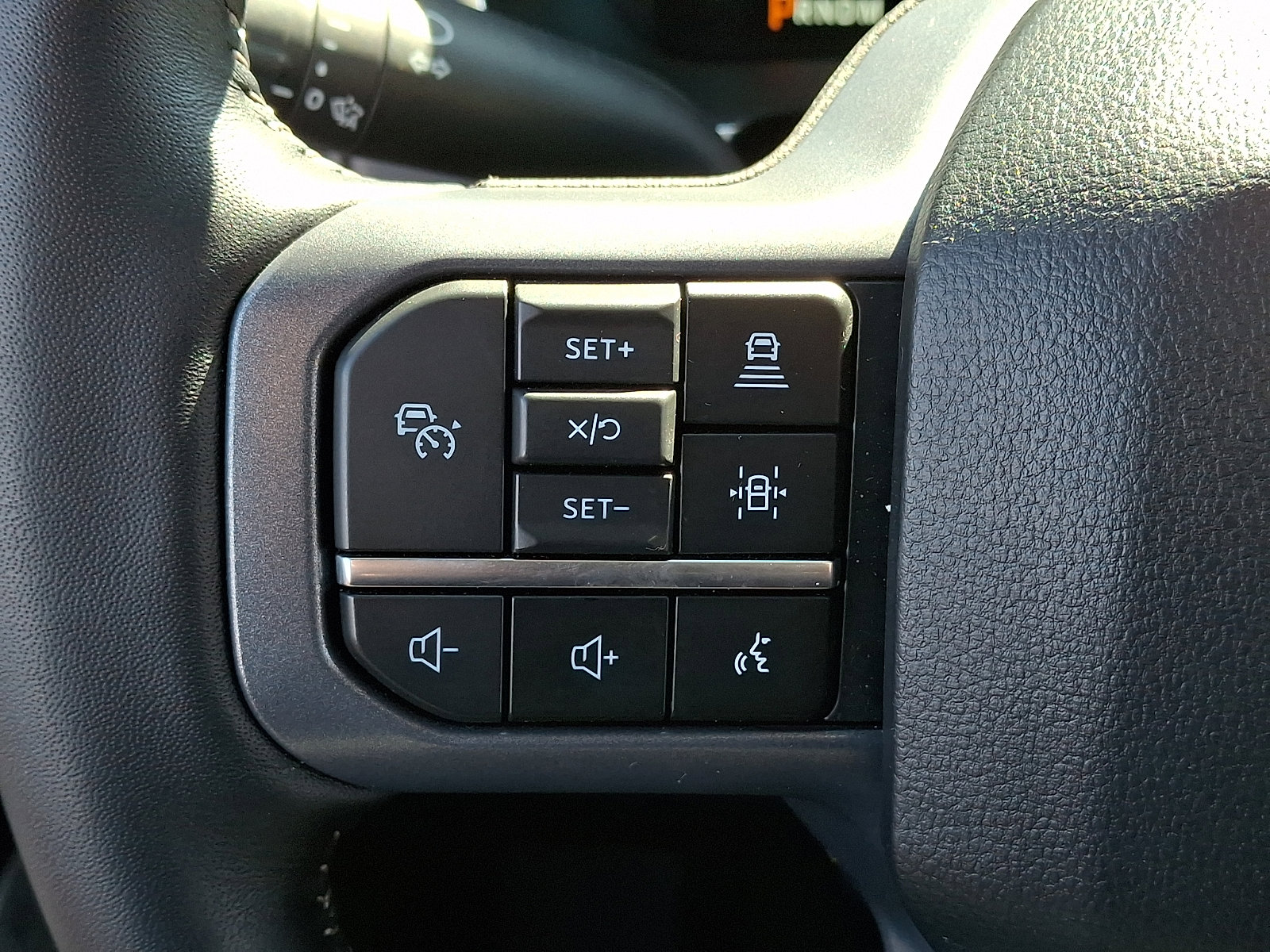 Certified 2023 Ford F150 Lariat w/ Equipment Group 502A High image 29