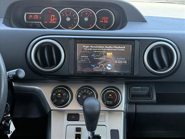 Used 2012 Scion xB FWD image 17