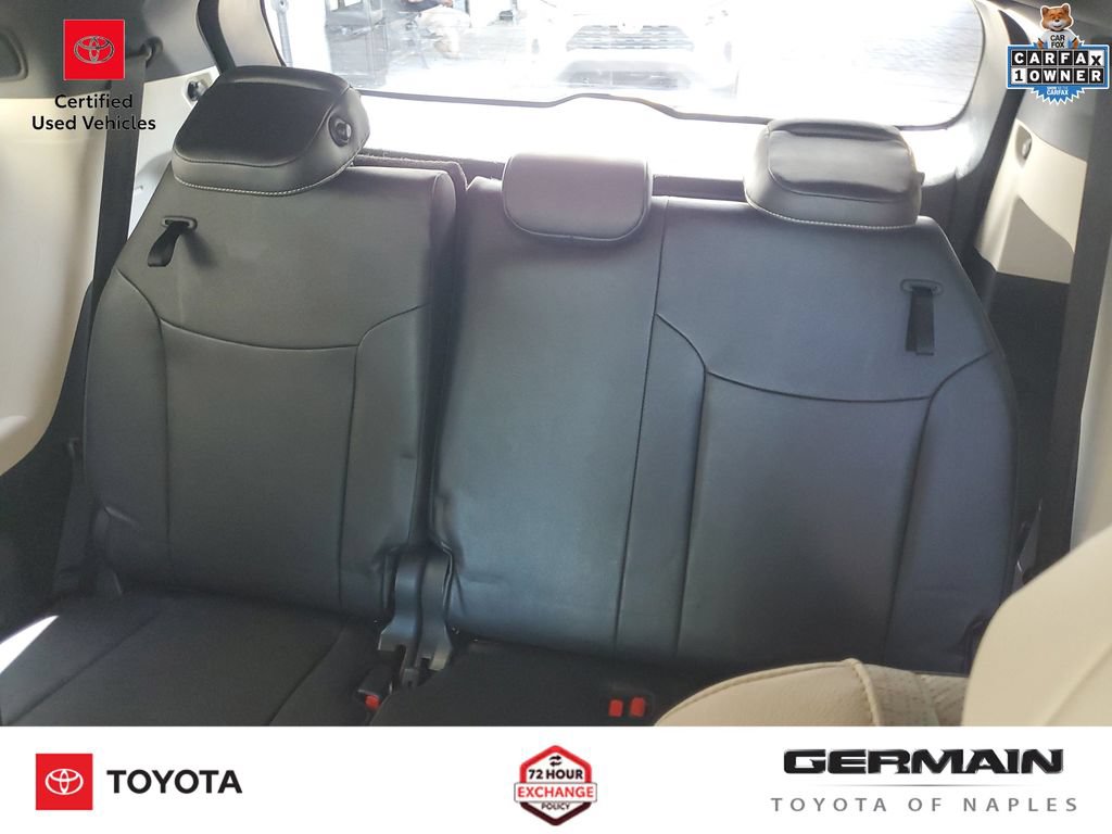 Certified 2025 Toyota Sienna Limited FWD image 23