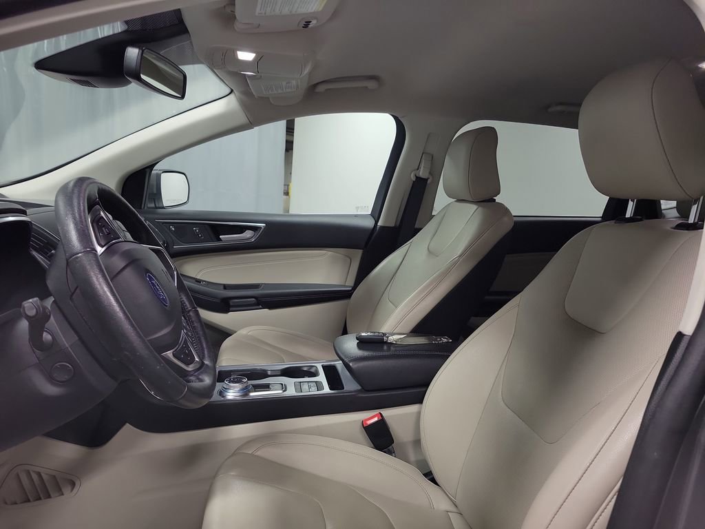 Used 2021 Ford Edge Titanium w/ Equipment Group 301A image 12