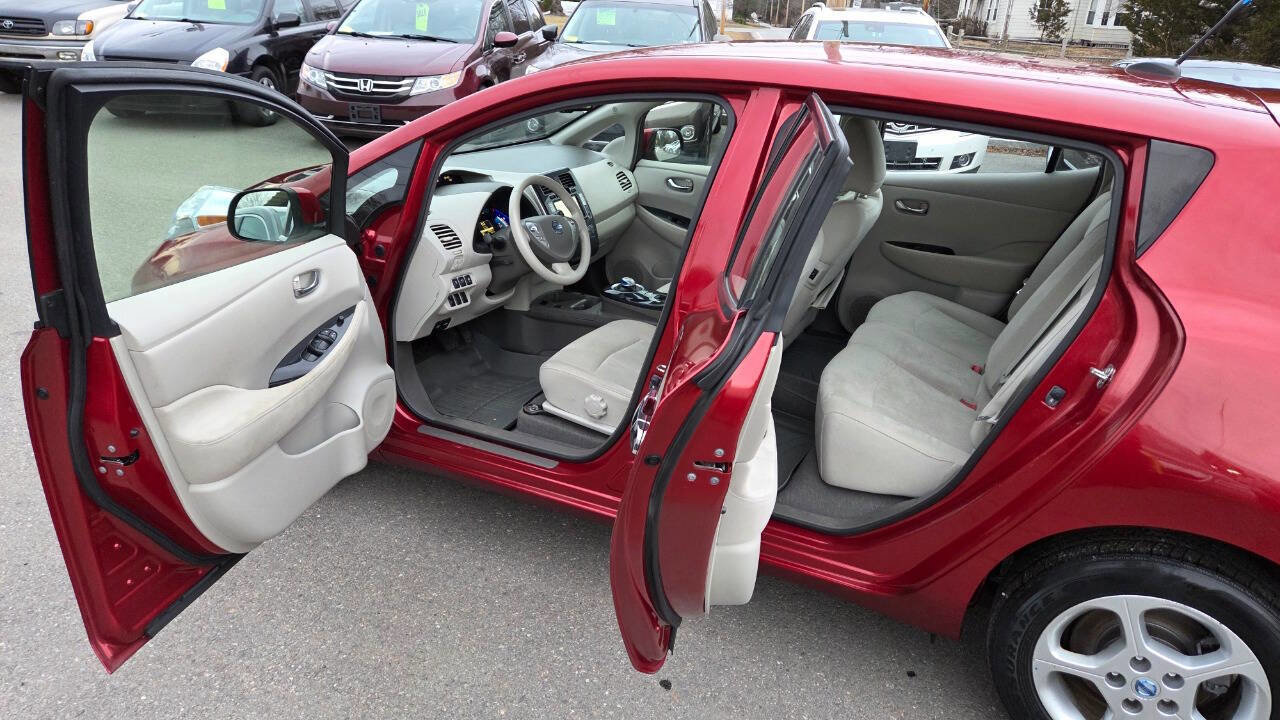 Used 2012 Nissan Leaf SV image 19