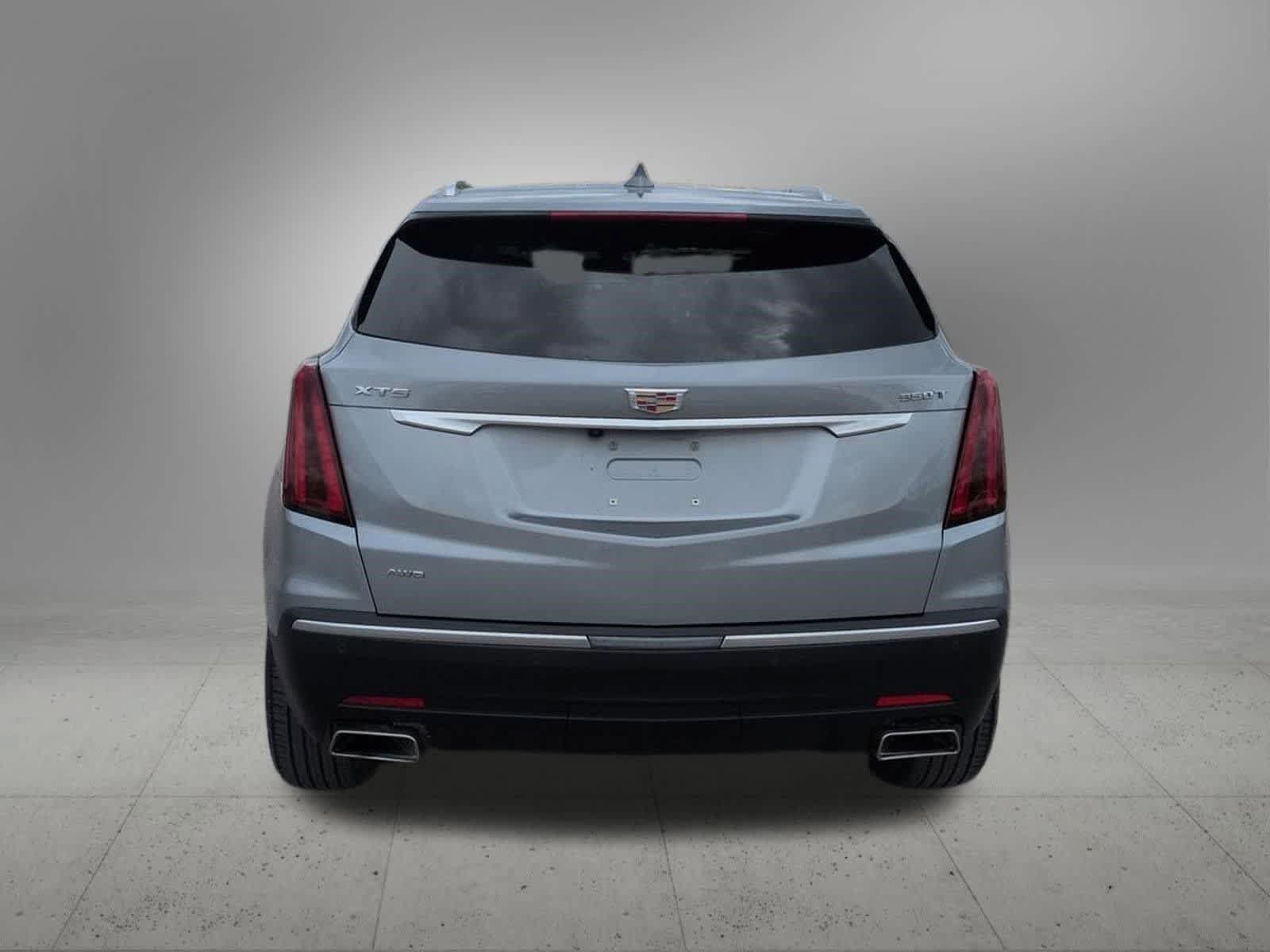 Used 2025 Cadillac XT5 Luxury w/ LPO, Floor Liner Package AWD/4WD image 5