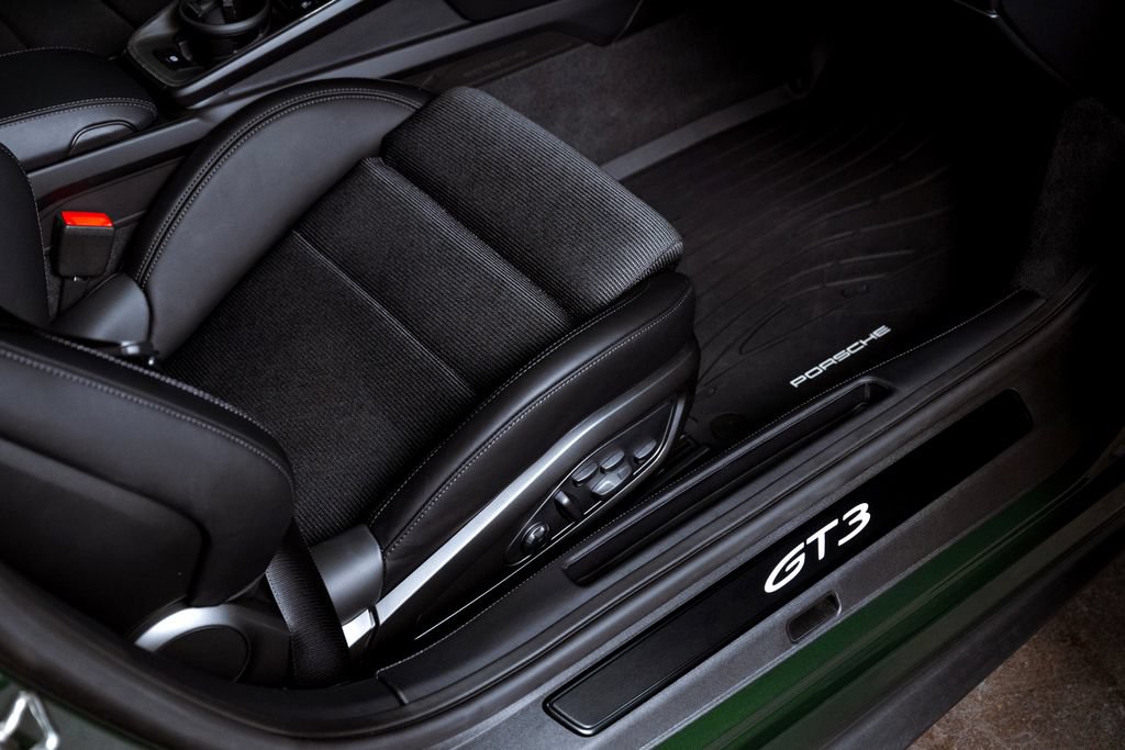 Used 2026 Porsche 911 GT3 RWD image 33