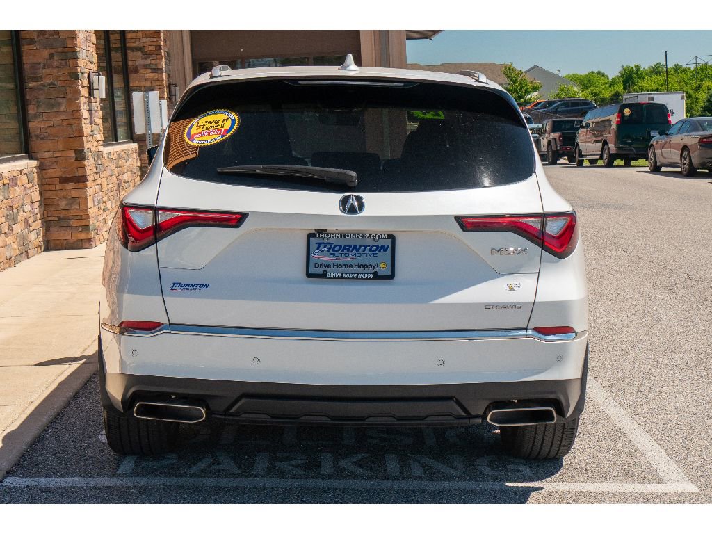 Used 2024 Acura MDX SH-AWD w/ Advance Package image 4